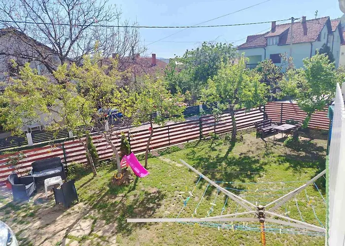 Podinario * 索科矿泉村